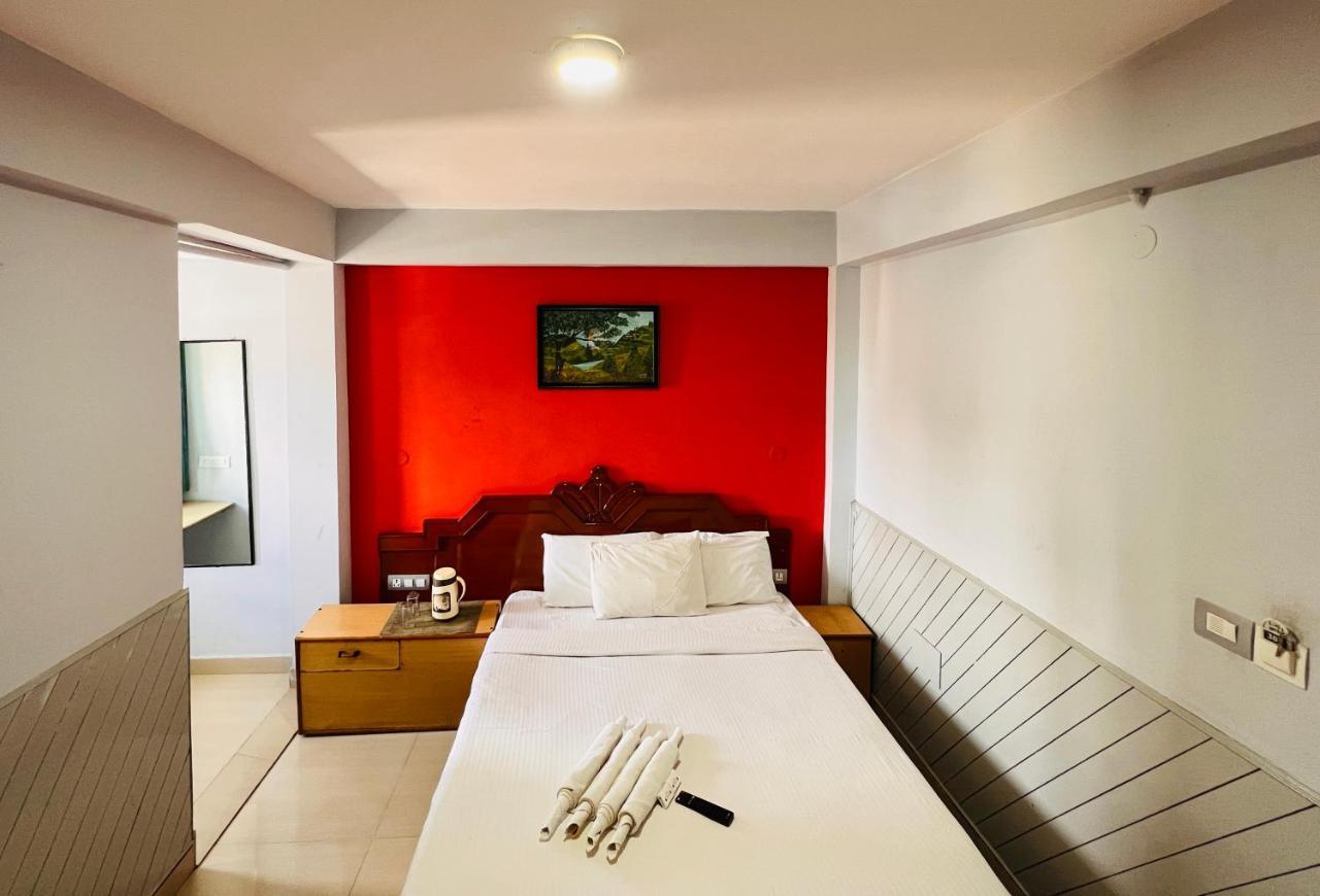 Jc Woodville Manor Kodaikanal Luaran gambar